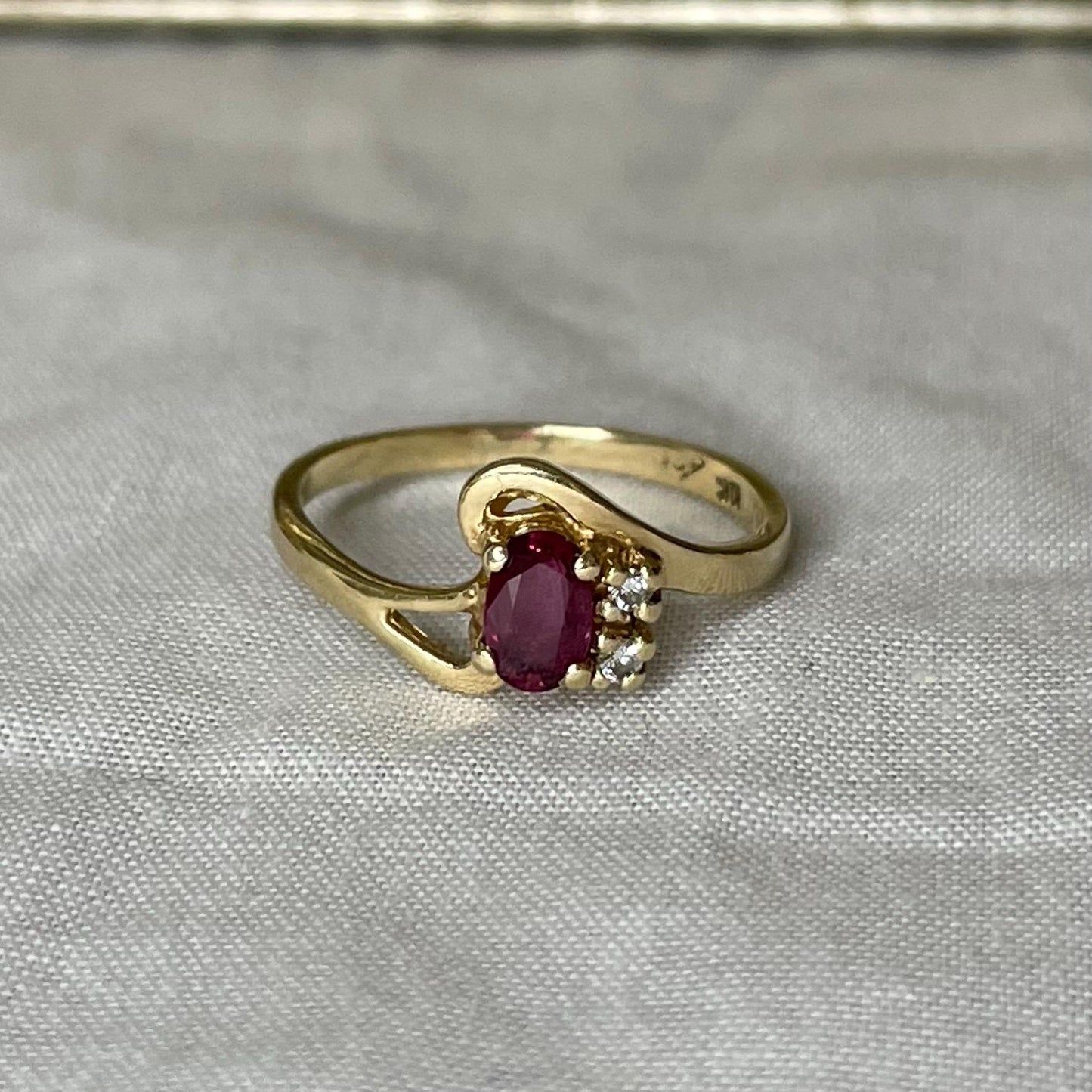 10K Solid Yellow Gold Ruby Ring with Diamond Accents - Size 5 US