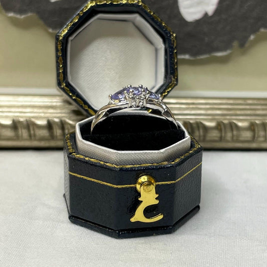 Vintage 10K White Gold Three Stone Tanzanite Ring with Diamond Accents - Size US 7