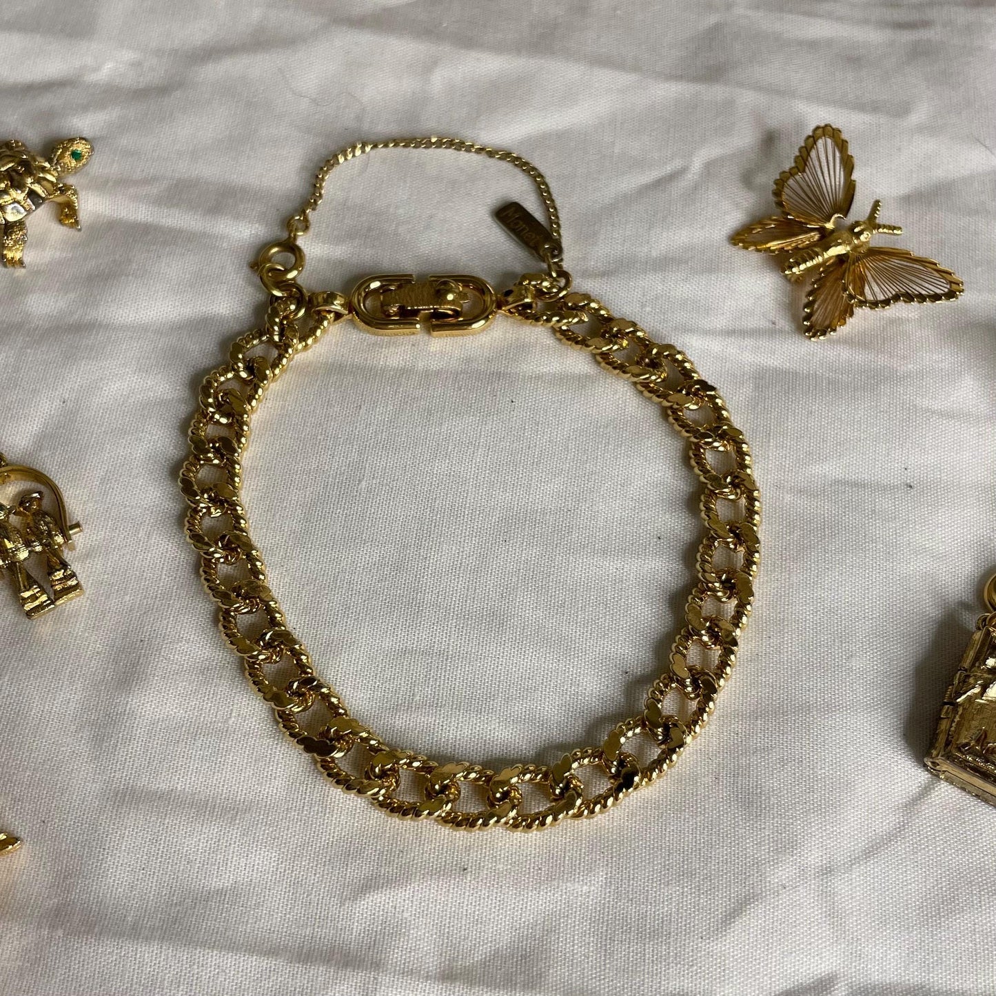 Gold Toned MONET Bracelet 7”