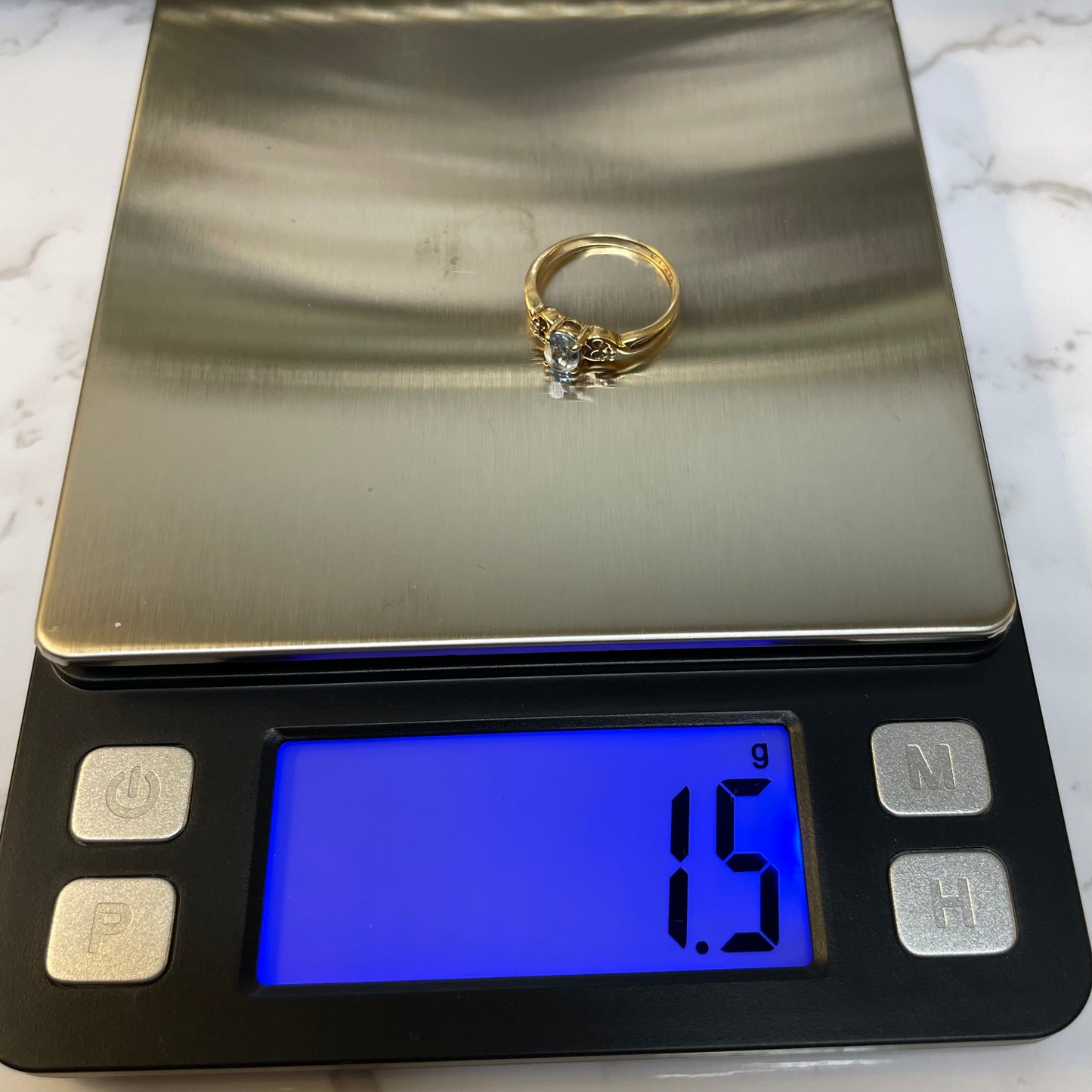 Vintage 10K Yellow Gold Aquamarine Ring with Diamond Accents - Size US 4.75