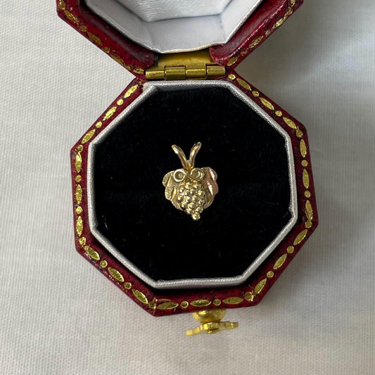 10k Solid Gold Dainty Three-Toned Grapes Pendant
