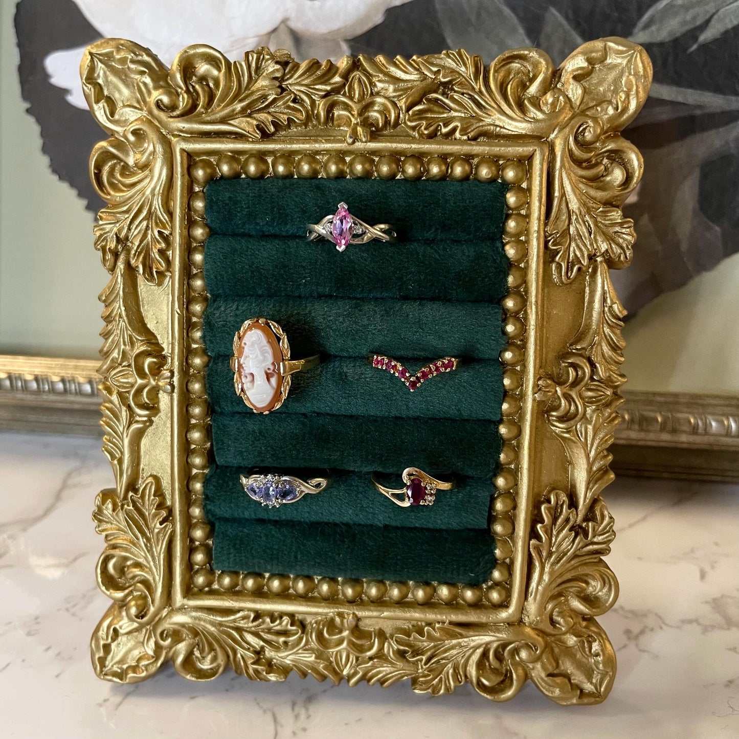 10K Solid Gold Cameo Ring - Size US 5.25