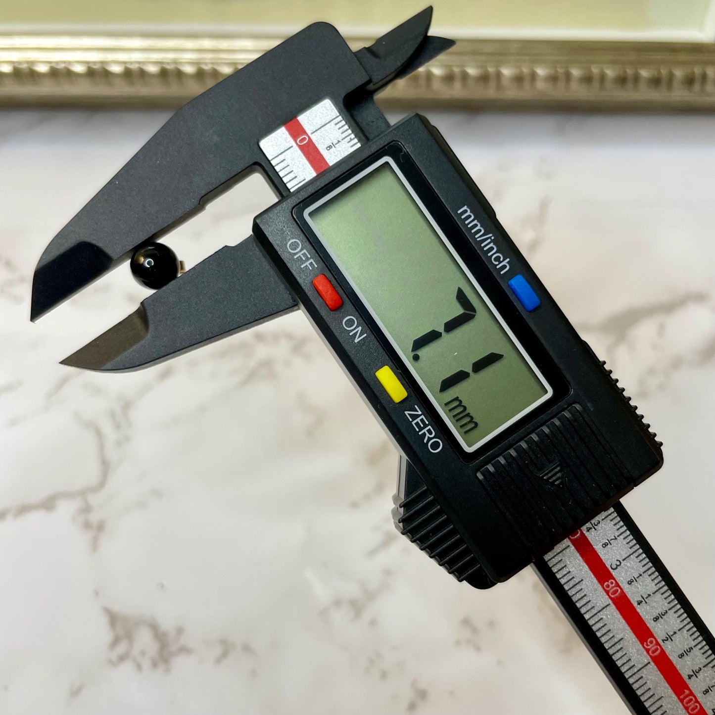 Vintage 10k Solid Gold Onyx Bead Earrings Estate Jewelry