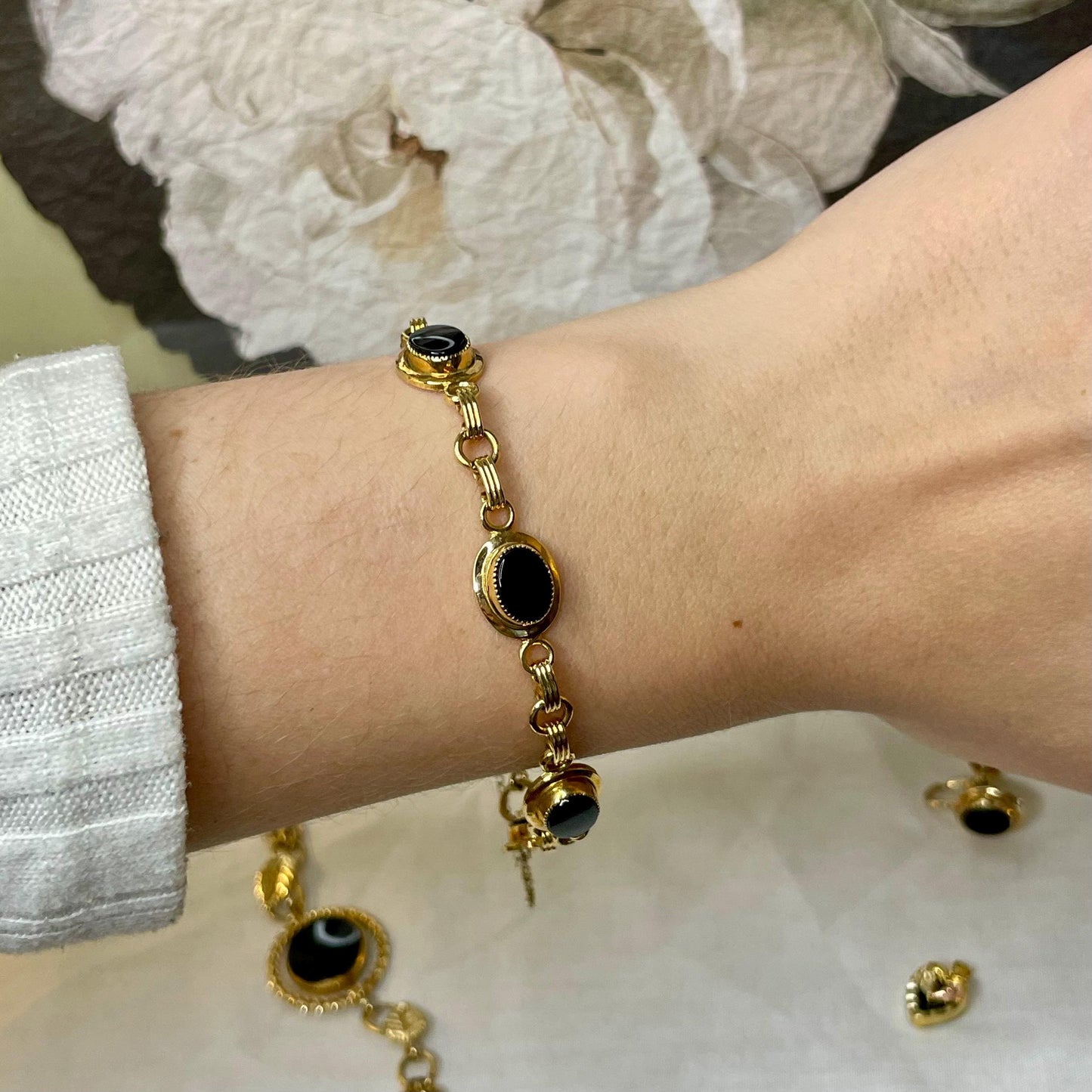 12K Gold FILLED Vintage Onyx Bracelet 7.5”