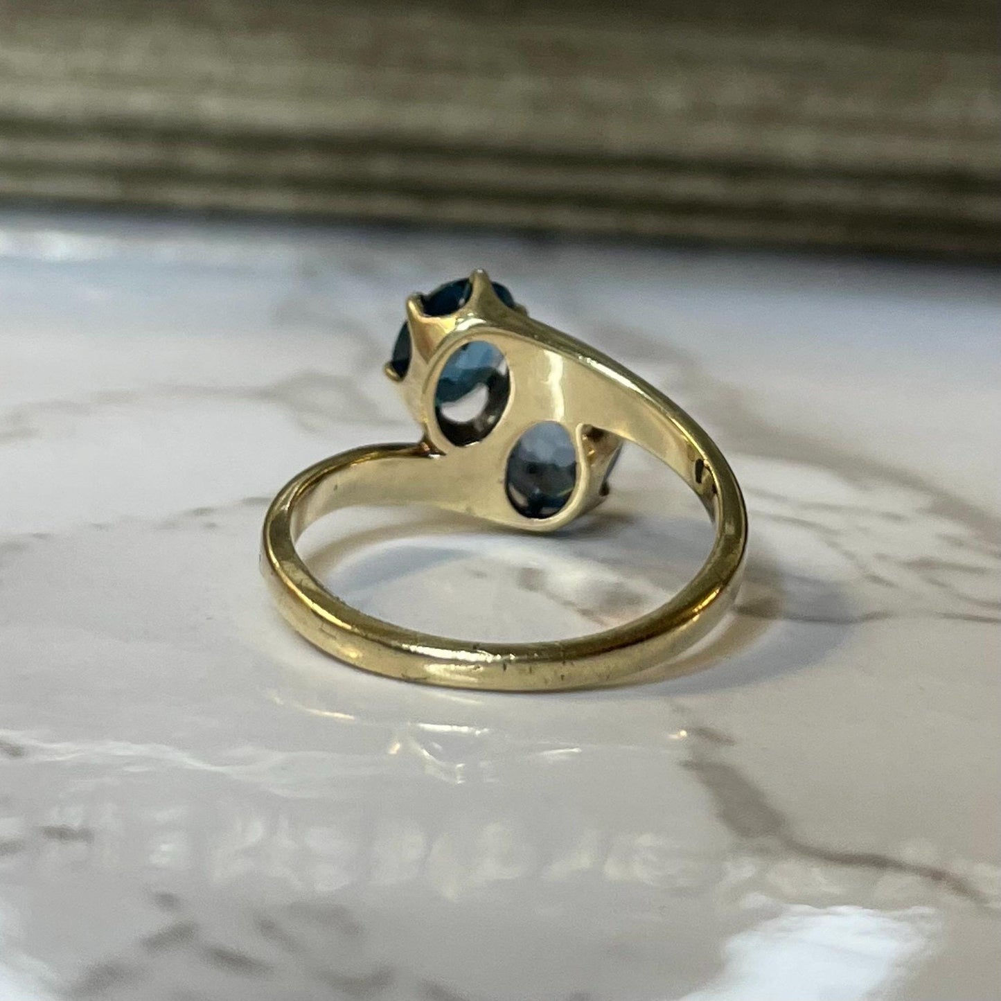 Vintage 10K Yellow Gold Toi et Moi Blue Spinel Ring - Size US 5.25