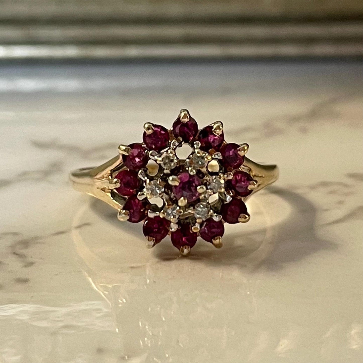 Vintage 10K Solid Gold Ruby Diamond Cluster Ring - Size US 7.25