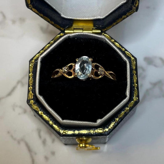 Vintage 10K Yellow Gold Aquamarine Ring with Diamond Accents - Size US 4.75