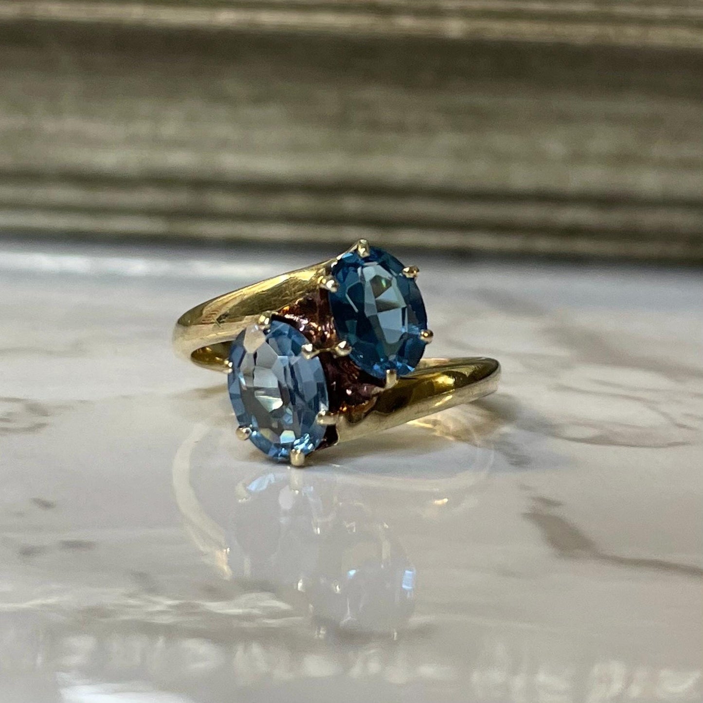 Vintage 10K Yellow Gold Toi et Moi Blue Spinel Ring - Size US 5.25